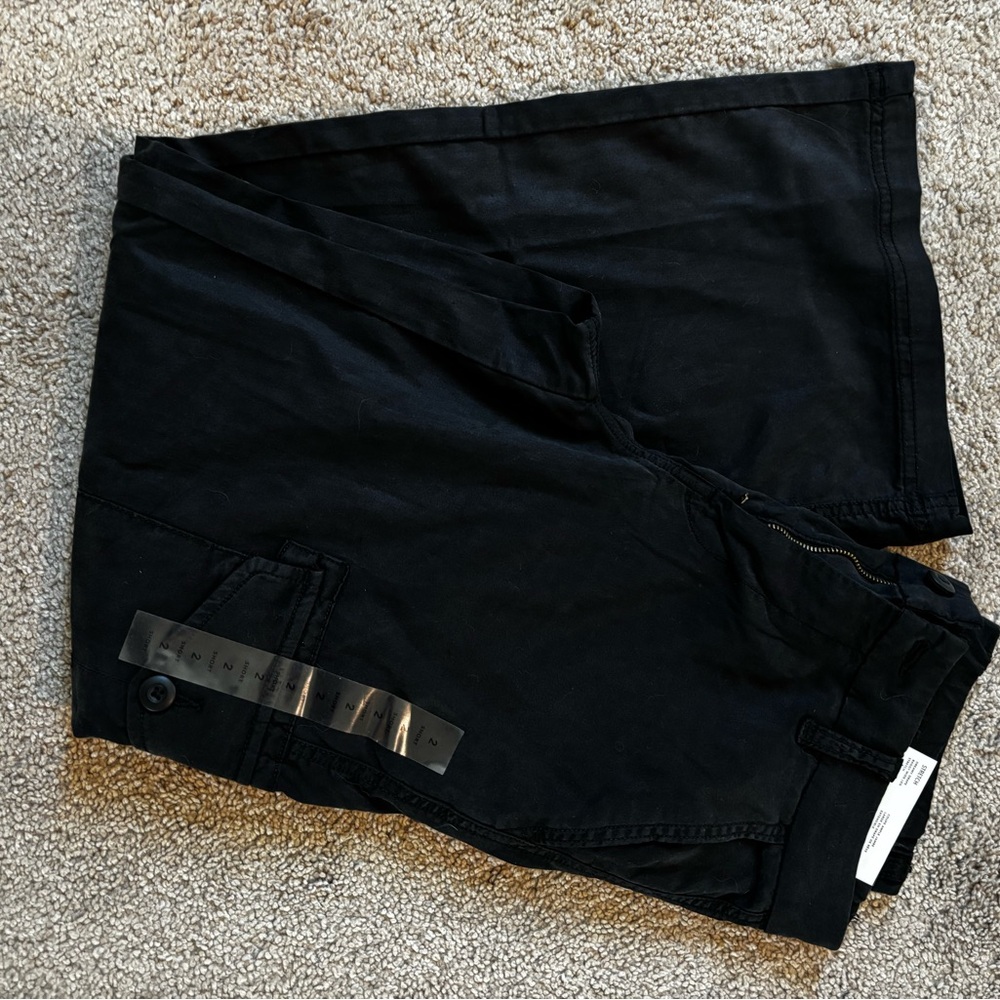 American Eagle Outfitters Black Wide Leg Pants size 2 short